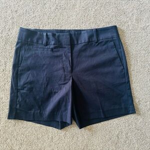 Ann Taylor shorts size 6 New without Tags Navy 98% Cotton Pockets Summer Casual
